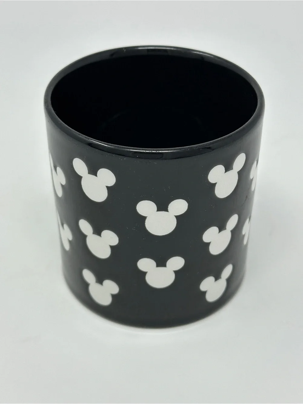 Mickey Mouse mug - vintage Disney Mug - Mickey Mouse coffee cup - 12 oz mug